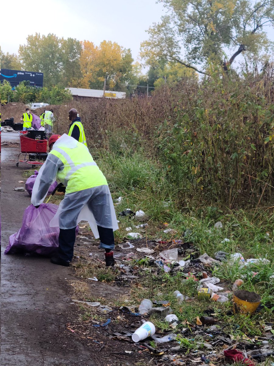 hopefaithkc's tweet photo. @hopefaithkc 's  #CleanUpKC crew has been hard at work in the rain the last two days cleaning up at 14th and Spruce. Not only have we been cleaning we have been trying to help house people who are in the area.

Now at @KansasCity city hall tonnage funding for winter shelter. https://t.co/OyvDNaGN7E