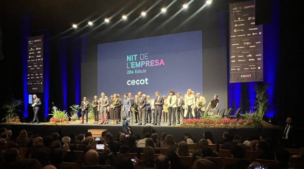 Trajectòries i projectes d’èxit s’han premiat avui a la #NitCECOT, una patronal també compromesa i col·laboradora no només en el progrés econòmic del país sinó també en garantir oportunitats a tothom, i amb qui tenim com a CIRE camí per recórrer plegats