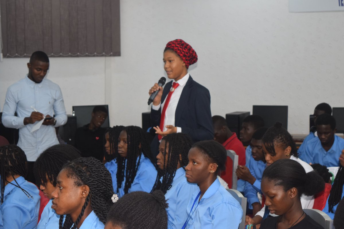 American Corner Yamoussoukro @INP-HB tweet media