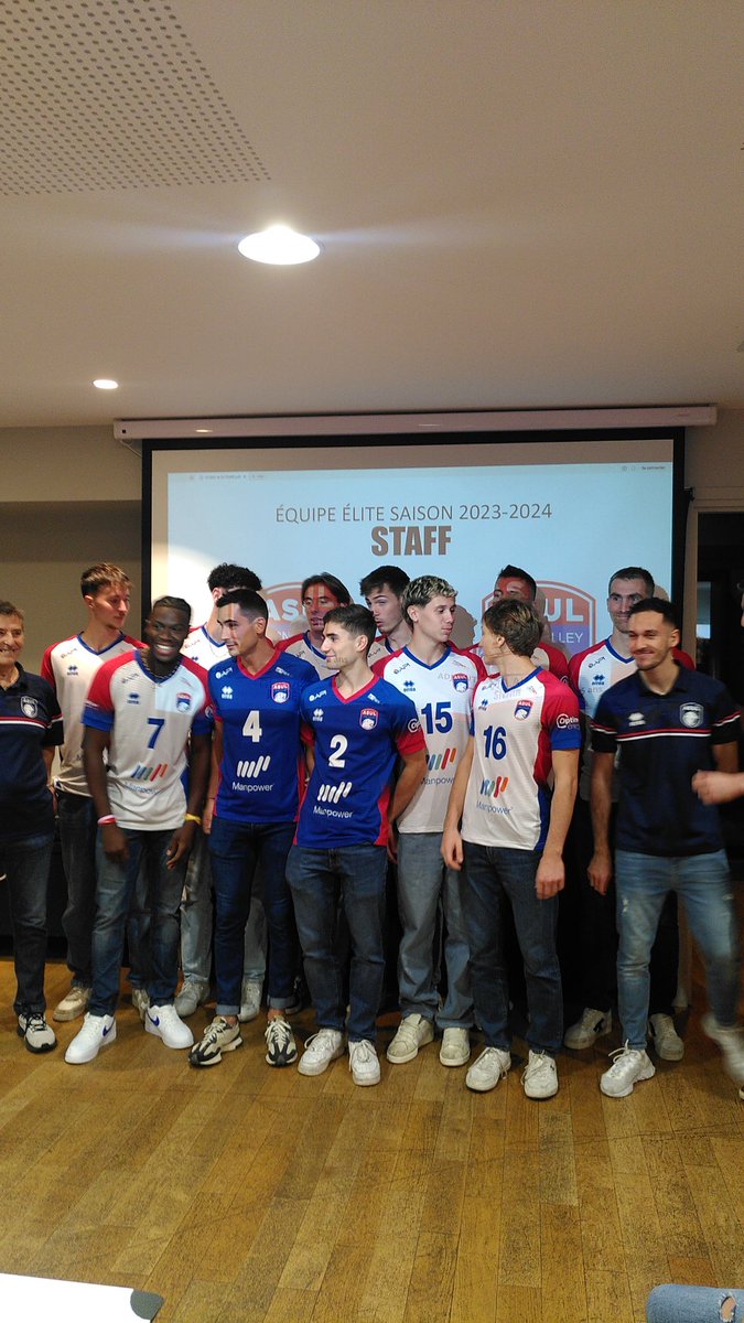 NublatFaure's tweet photo. 📸 🏐 Présentation officielle du nouveau maillot de l' #ASUL #Volley.
Une soirée pour rencontrer les équipes de volley assis, élite, le staff, les partenaires, parler des projets du club, des évènements et matchs pour la saison à venir qui s'annonce passionnante ! https://t.co/9qZoSSsMl2