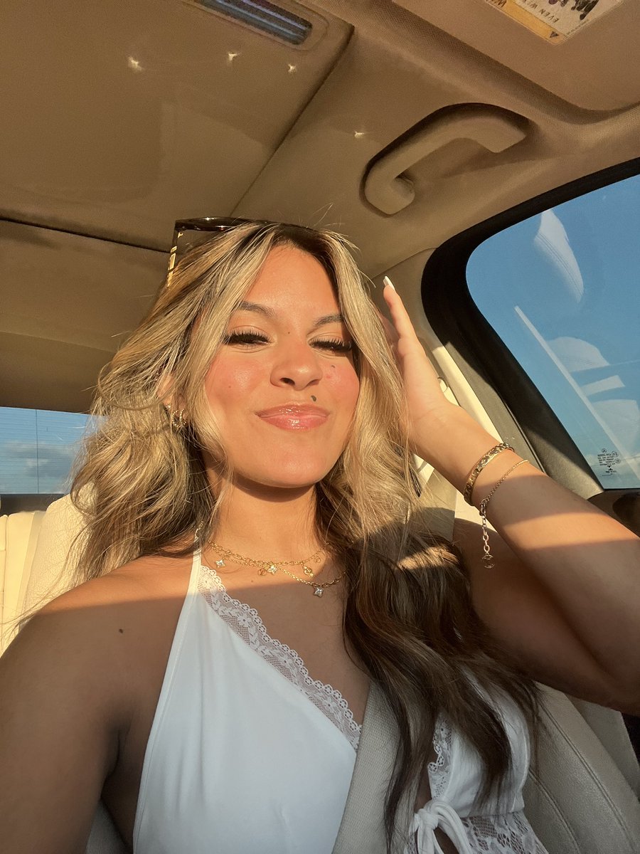 juli3ttmartinez's tweet image. Been a minute 🫶🏽