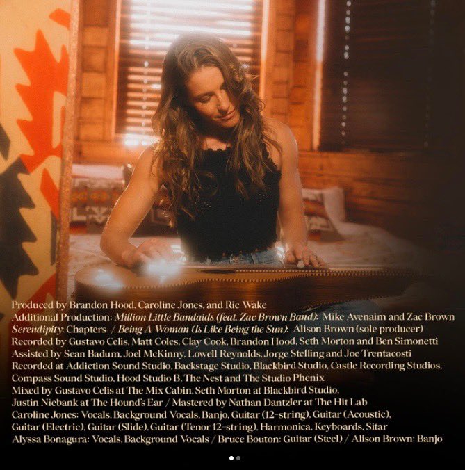 It’s not every day you see your name next to Vince Gill’s in album liner notes. Thank u @carolinejones + #alisonbrown for this opportunity. Caroline deserves every bit of success she’s achieving in her solo career and as a member of @zacbrownband. Listen to #homesite! @VGcom