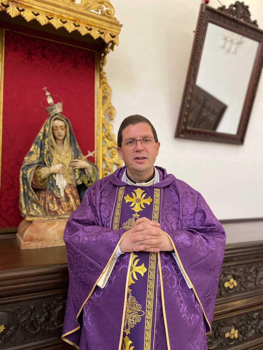 Nos sumamos en la felicitación a D. José Antonio Rivera Valderrama, recientemente nombrado Arcipreste de Écija.

Desde nuestro Grupo de Fieles, elevamos nuestras oraciones en favor de nuestro nuevo Arcipreste, y le deseamos un fructífero trabajo en el ejercicio de su ministerio.