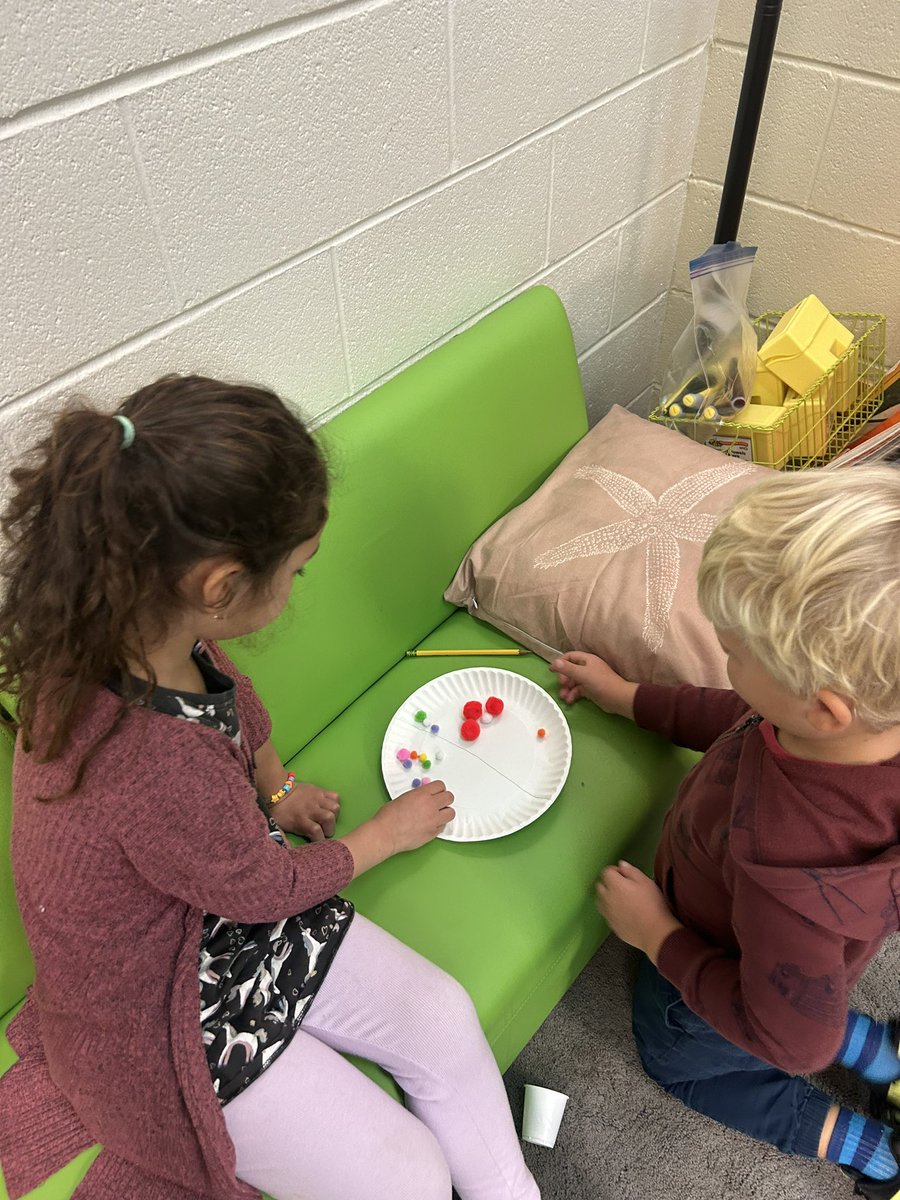 emannteaches's tweet photo. Ss worked on identifying more &amp; less with our pompom plate activity during our “we do” portion of the lesson. #peanutbutterjellygroups #mathinaction #kinderlearning https://t.co/qWYTZ7eAgY
