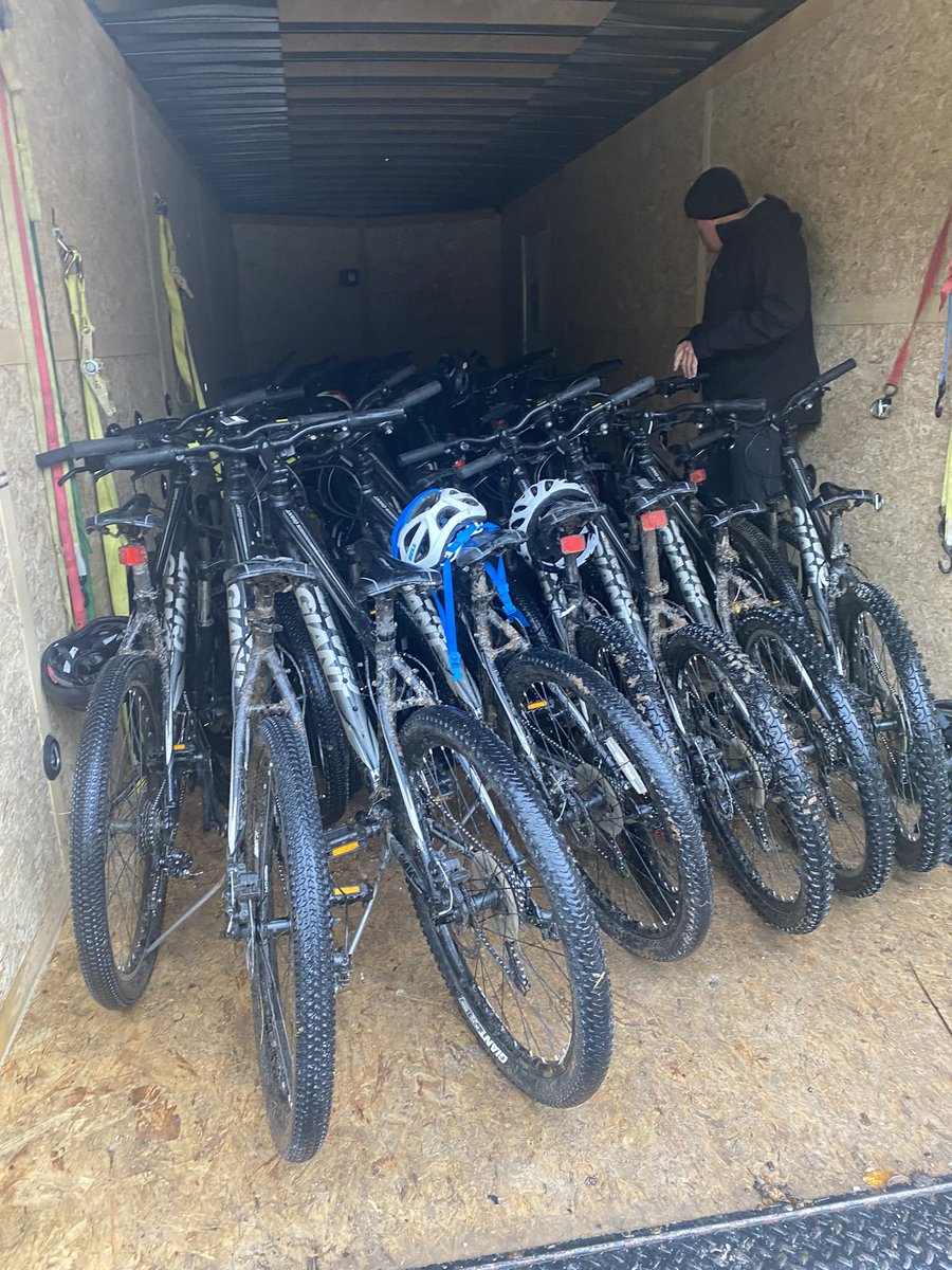 Rain or shine Lakes adventure ed has a blast! 🌦️🛶🚴🏼‍♀️