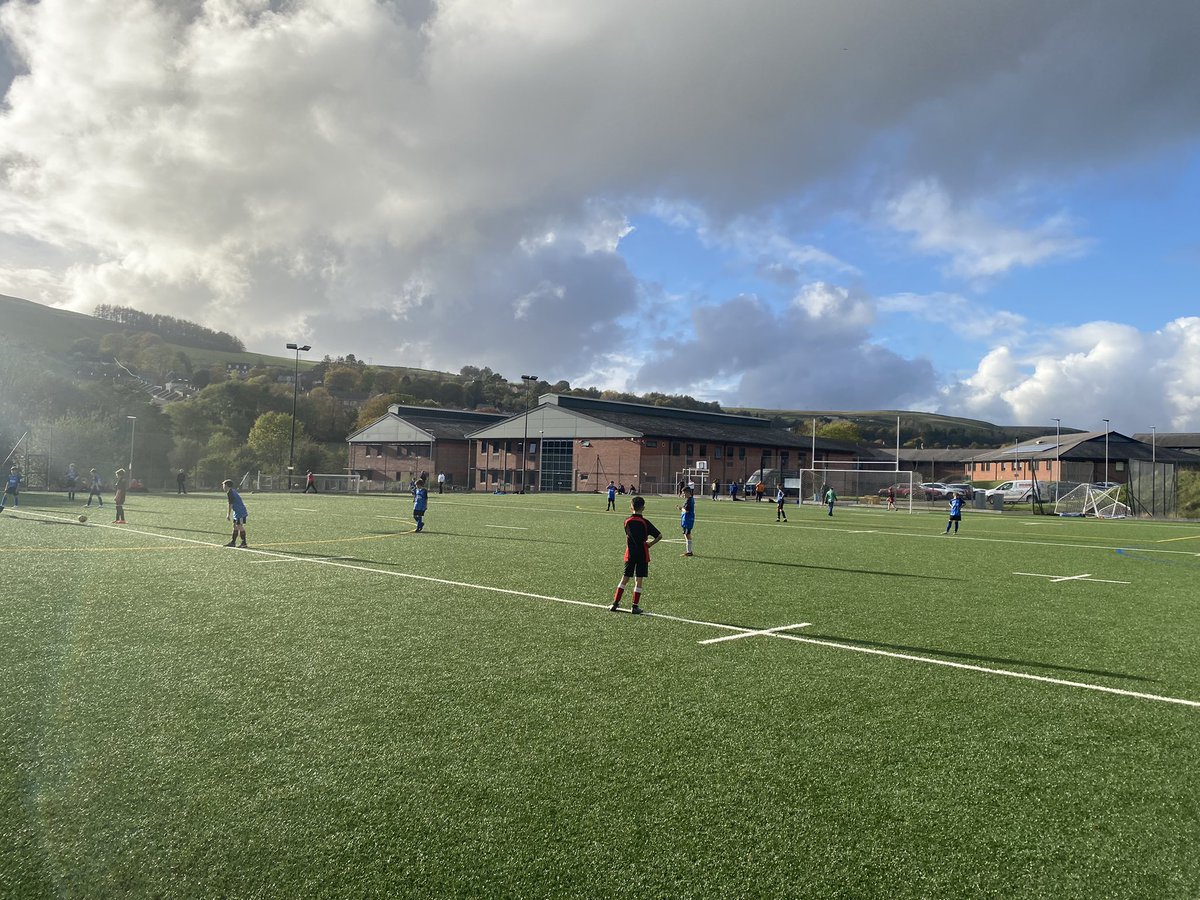 Year 7 had a great battle with @PhysEdRCS this afternoon. Congratulations on the victory