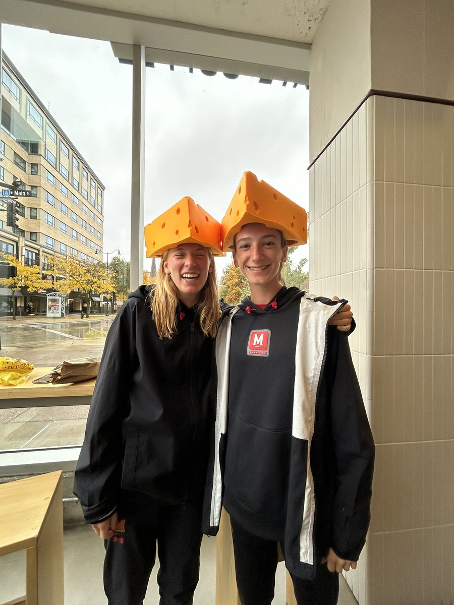 Say “cheese” Terps 🐢! A new rain hat while we are in Wisconsin ☔️