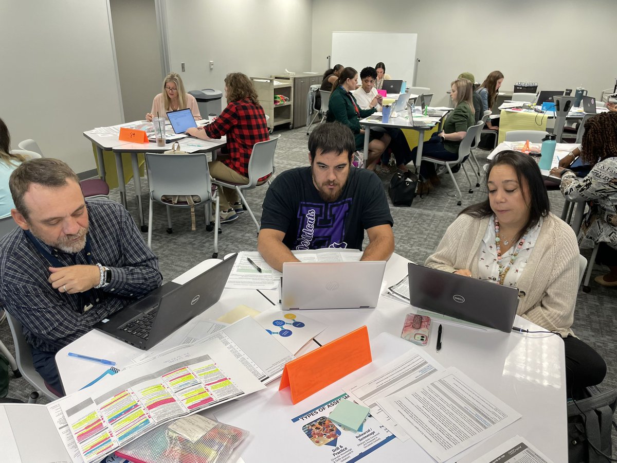 ⭐️Our teachers are working on conceptual #StudentCenteredELA sample units! We can’t wait to share them!⭐️