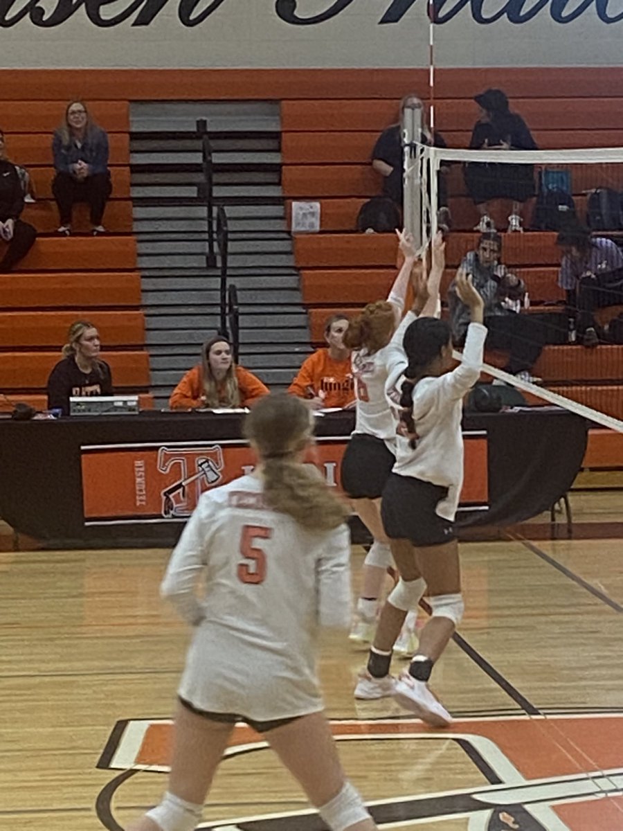 brianpuffer's tweet photo. Rays last regular season match vs Pioneer! #rolltribe https://t.co/efiQhNePPX