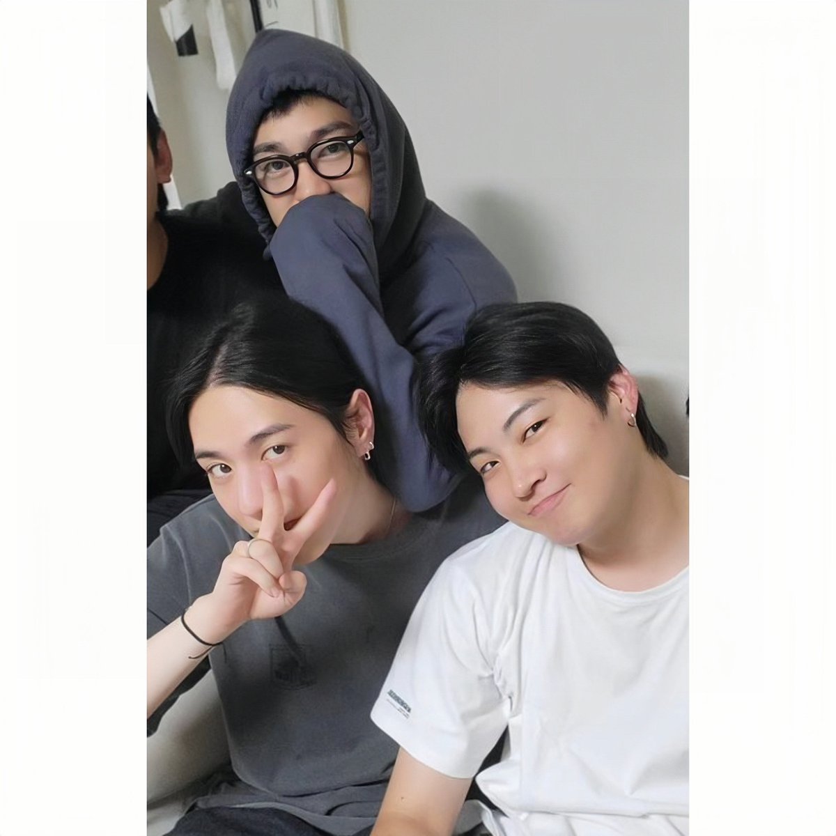 janegyeom's tweet photo. ใจฟูเวลาเห็นพวกเค้าอยู่ด้วยกัน 💚💚💚
#Yugyeom #JaeB
#Jinyoung
#GOT7 https://t.co/Scma00Xnxb