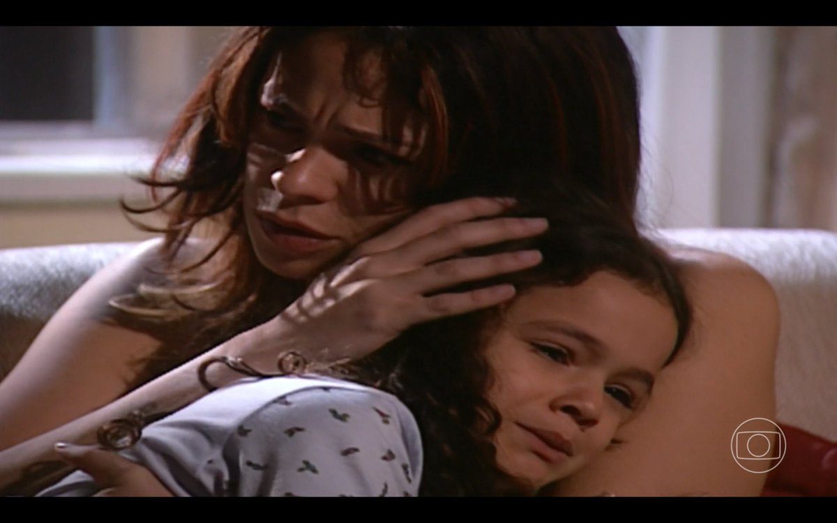 ZAMENZA's tweet photo. "Fernanda Machado teve morte cerebral aos 27 anos." #MulheresApaixonadas https://t.co/TBxHsqDK4j