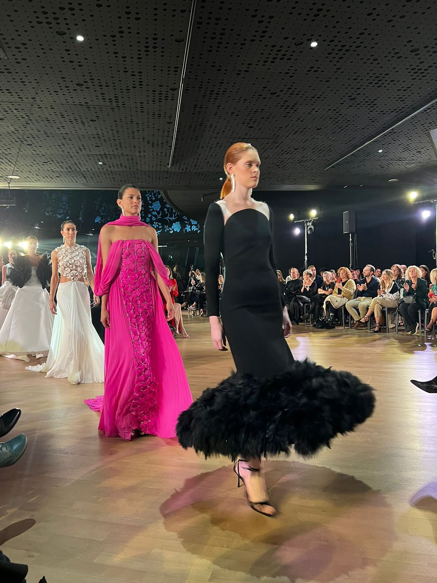 JHurtadoGV's tweet image. #SanSebastiánModaFestival #SSMF23 celebra hoy su pasarela en el @museobalenciaga @GipuzkoadeModa @diariovasco
Un desfile de creadores locales e @IsabelSanchisSL #ModaLocal #ComercioLocal