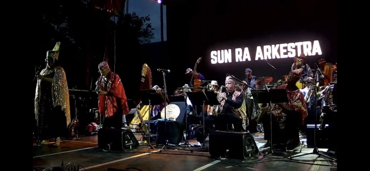 lovevolv's tweet image. #SunRadio #Galaxy
feat. #Headhunters #interview + #Bootsy #bday #halloween #lovolution
streaming lora.ch 97.5FM #Zurich broadcast
mid-6am CET

Sun Ra Arkestra - Zurich Sat Oct 28
petzi.ch/de/events/5342…

The Headhunters - Zurich Fri Nov 3
jazznojazz.ch/konzerte/zueri…