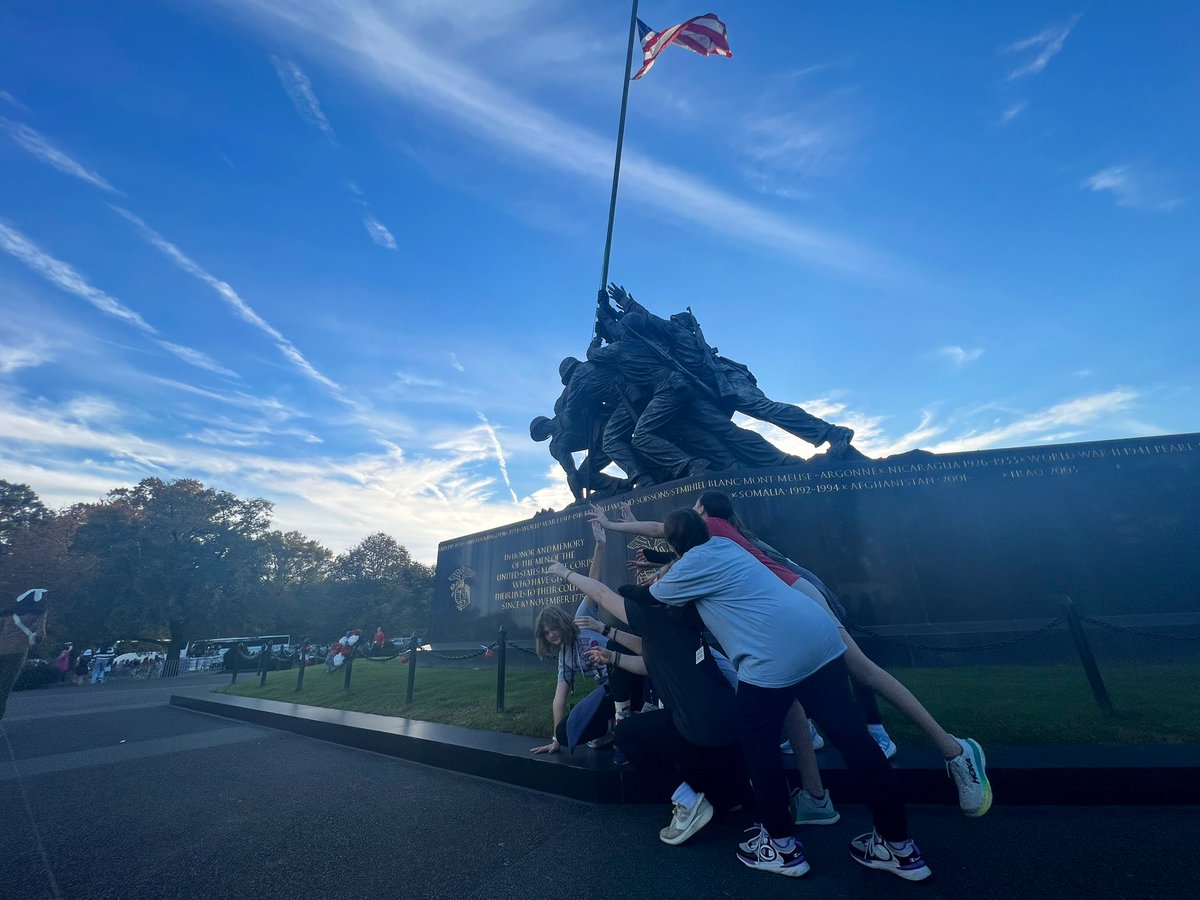 KMSBus2's tweet photo. Iwo Jima!! https://t.co/hY1UeDD7vZ