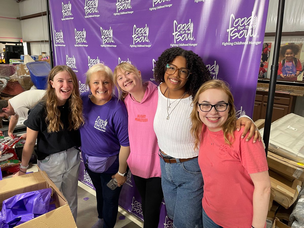 We are passionate about sharing God’s love with others by providing free, nutritious food to our neighbors in need! 🟣

For more information on the programs we offer and events coming up this fall, make sure to sign up for our email newsletter at foodforthesoul.org 🟣