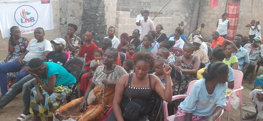 GilbertMokonzo's tweet photo. L'équipe de coordination de #LISANGANABOMOKO a effectué une visite à la Cellule #BOMOKO située à #MANENGA,ds le but d'évaluer &amp; de faire progresser cette unité,Les membres sont fermement déterminés à apporter un soutien total à Mme @DorothyMulumba #MamanNgaliema2023 @WillyBussa1 https://t.co/W9JDrxgASh