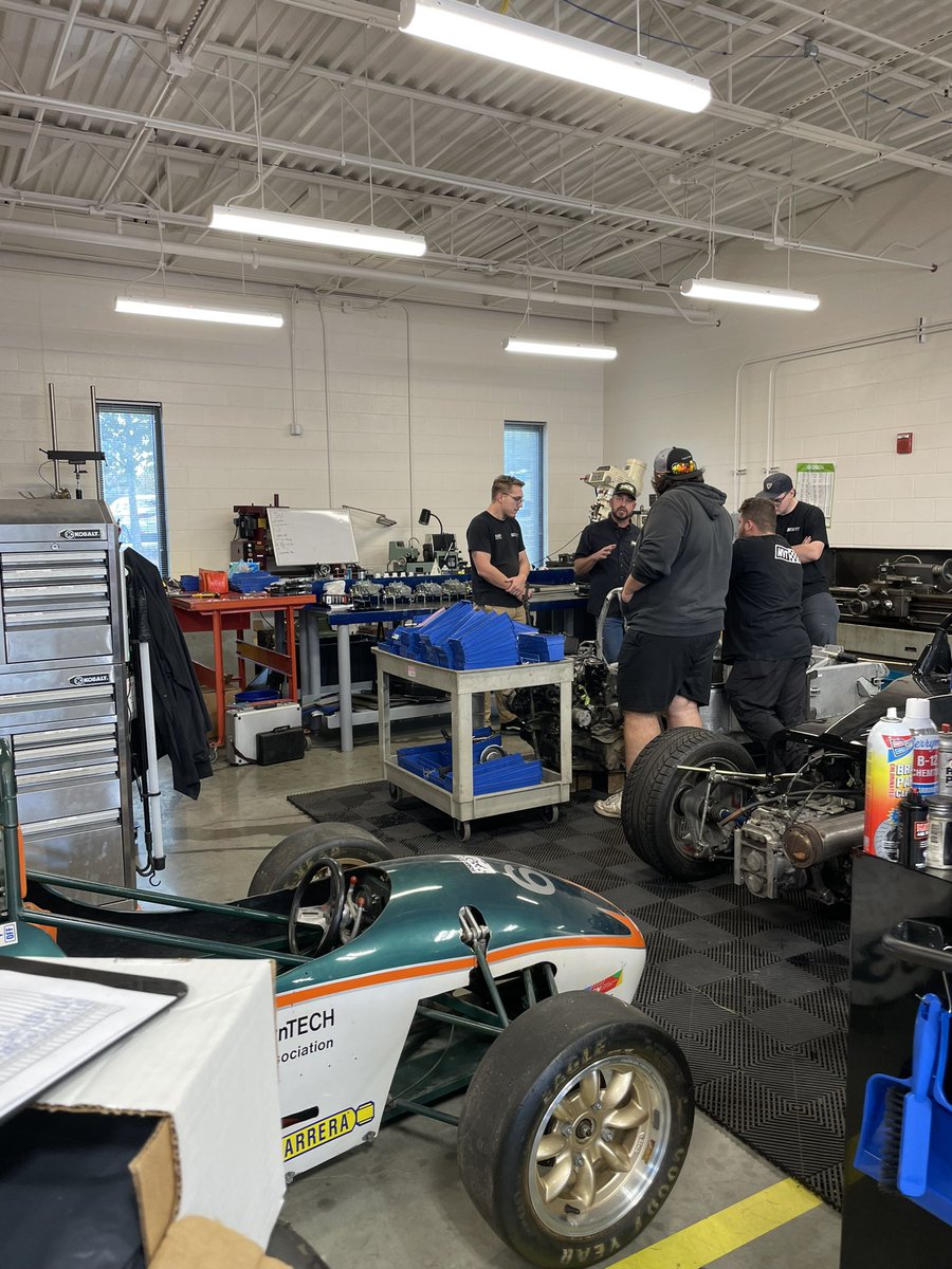 cambridgebears1's tweet photo. Had a great time at the Lanier Tech Motorsports open house this evening!  Amazing facility, huge list of course options and a beautiful campus. Check Lanier Tech!  @ltcmvt @AgansPrincipal @Shamonaharrell https://t.co/s3yyx1wUna