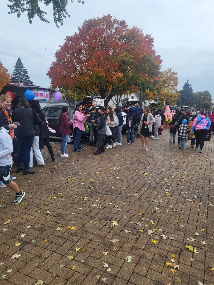 DrNickSutton's tweet photo. Fantastic job Addison Teacher Association ! Awesome trunk or treat event for the community.  :)  #ASD4ALL https://t.co/cuf0yKJIkT