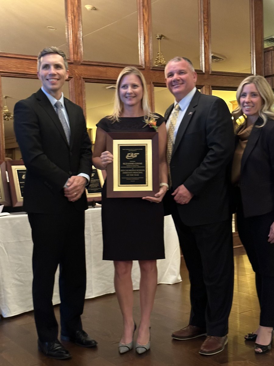 WMSadmin's tweet image. We are so proud of our #WestSideBestSide CT Assistant Principal of the Year, Mrs. Suzanne Coyne! She is simply the best!