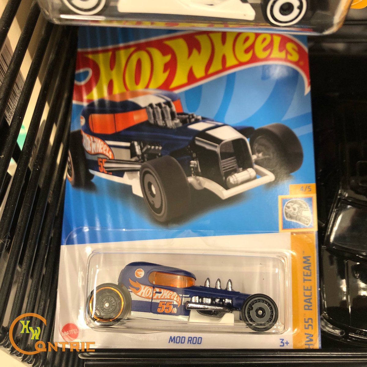 Mod Rod Treasure Hunt sitting on the shelf 🤩😅

#hotwheels #hotwheelscentric #hotwheelsaddict #modrod #th #treasurehunt #hotwheelscollector #hotwheelspics #toys #hwcentric #diecast #mattel #hotwheelscollectors
