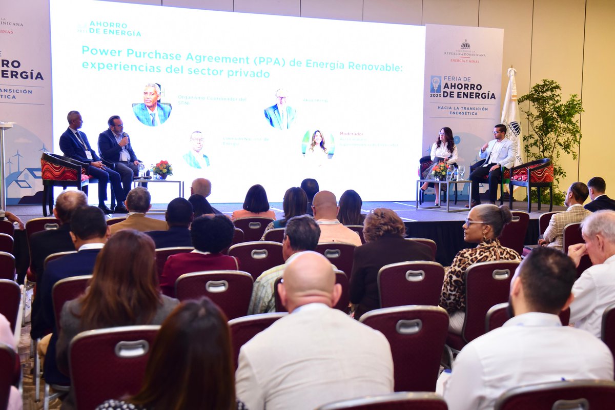 Aura Caraballo, miembro del Consejo SIE, fue moderadora del panel “Power Purchase Agreement (PPA) de Energía Renovable: Experiencias del Sector Privado” durante la Feria de Ahorro de Energía 2023: Hacia la Transición Energética, organizada por el Ministerio <a href="/energiayminasrd/">Ministerio de Energía y Minas</a>

 👇🏻