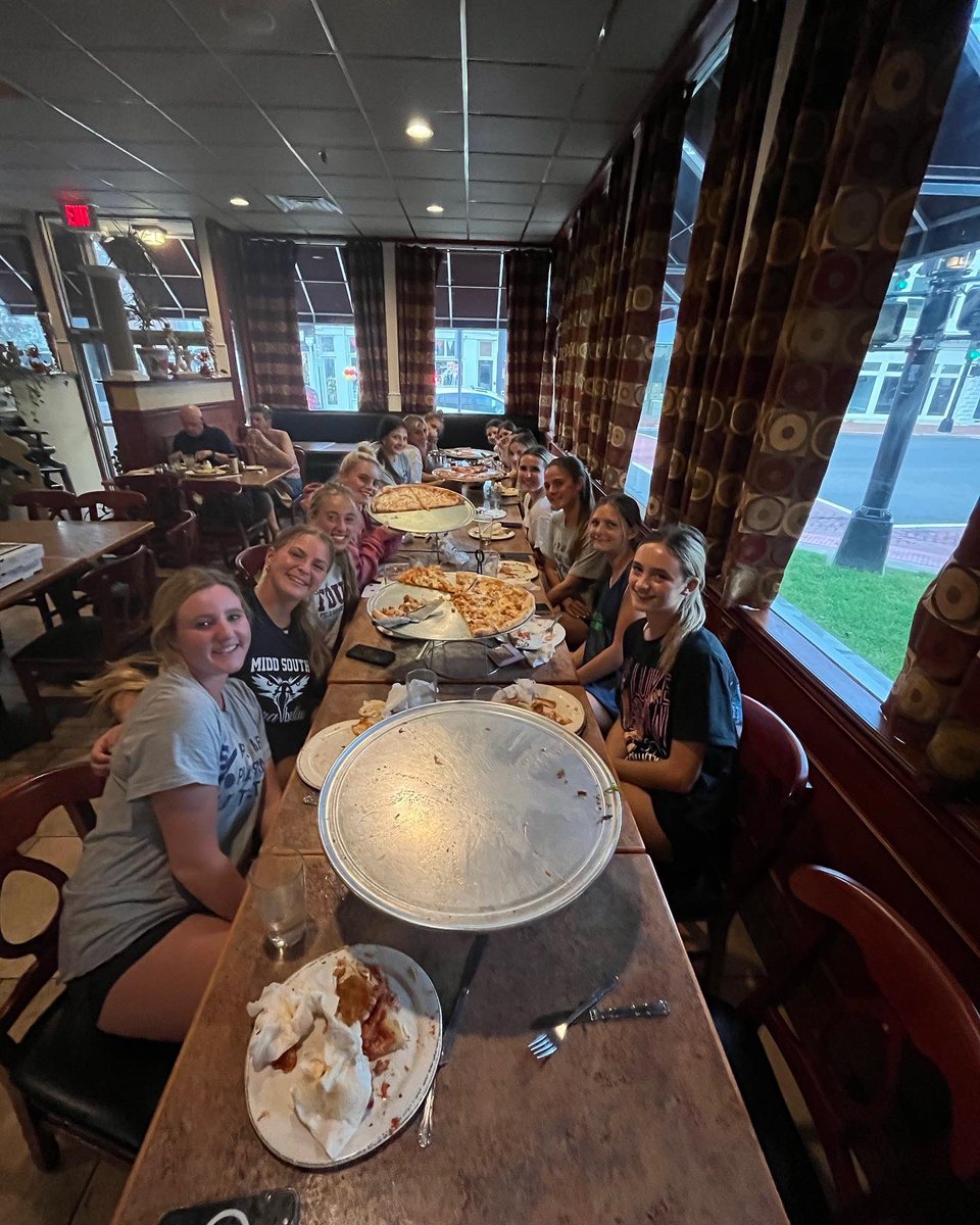 annual pre states 🍕 the best post season tradition ❤️ <a href="/MHSSFieldHockey/">MHSS Field Hockey</a> <a href="/MHSSathletics/">MHSS Athletics</a>