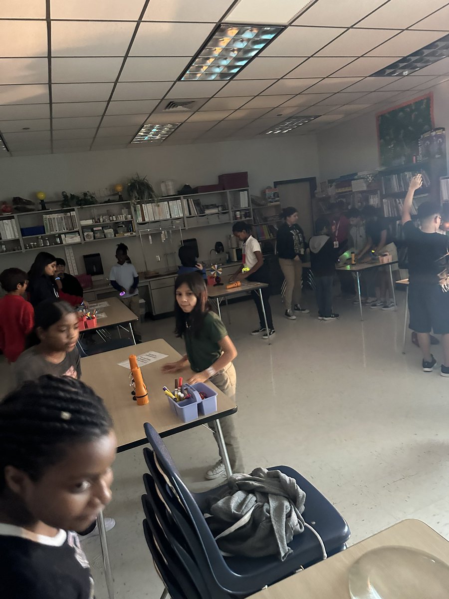 Julia Andrews tweet media