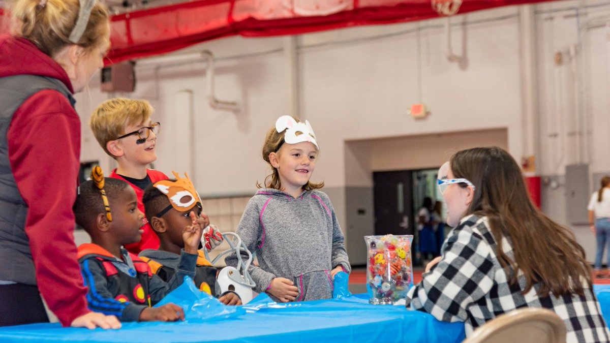 gracecollege's tweet photo. Our 33rd annual Funfest is October 27 from 6-8 p.m. Come to the Gordon Health and Wellness Center for a fun evening of costumes, games, and outer-space-themed activities! https://t.co/M3P7NaoQ0S

#WinonaLake #WarsawIndiana #ConnectedCommunity https://t.co/kyPEyAuJ6X