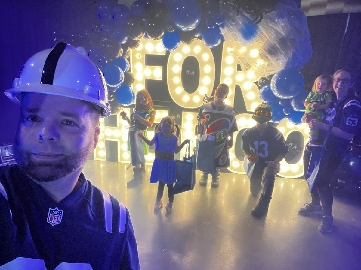 capoose29's tweet image. #FortheBoo