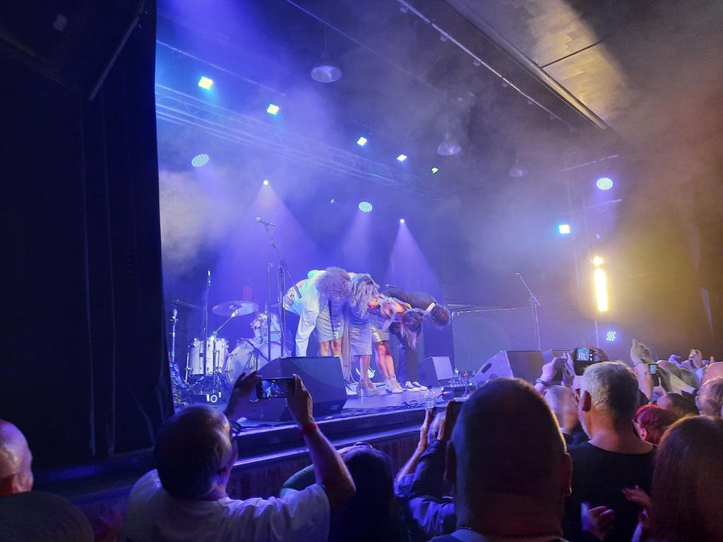 thom_crabbe's tweet photo. Fantastic performance tonight @claregrogan2 and @AlteredImages5 at a great venue @229london Privilege to be there ❤️ https://t.co/GHxQvKL77C