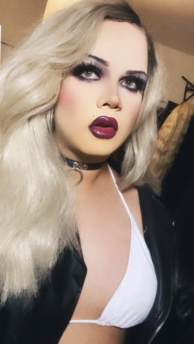 Can you guess who I am cosplaying tonight? 😈🩸🔪 https://t.co/cGYddhix0g<a href="/tag/porn"class="tags"><span>#porn</span></a><a href="/tag/tgirl"class="tags"><span>#tgirl</span></a><a href="/tag/trans"class="tags"><span>#trans</span></a><a href="/tag/transgirl"class="tags"><span>#transgirl</span></a><a href="/tag/onlyfans"class="tags"><span>#onlyfans</span></a><a href="/tag/onl"class="tags"><span>#onl</span></a>