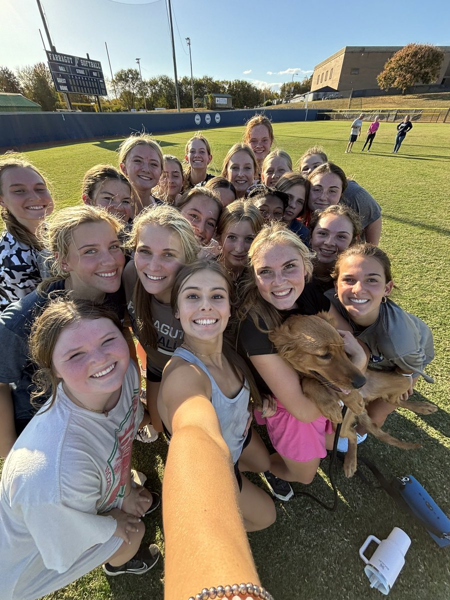 Senior year workouts with my favorite <a href="/FarragutSB/">Farragut Softball</a> girls and <a href="/KPTrunlifttrain/">Kinetic Performance Training</a>!