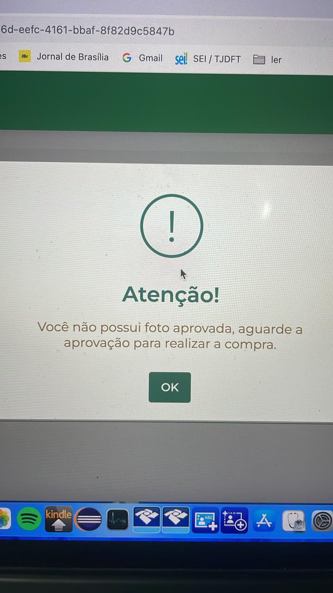 andersoncmsa's tweet photo. Alô @goiasoficial, quanta incompetência pra vender um ingresso pro jogo contra o @VascodaGama. Fiz o cadastro completo, recebi email confirmando que a foto foi validada e na hora da compra diz que não tem foto válida. É uma tremenda falta de respeito com a torcida adversária. https://t.co/S8GtZYkJy2