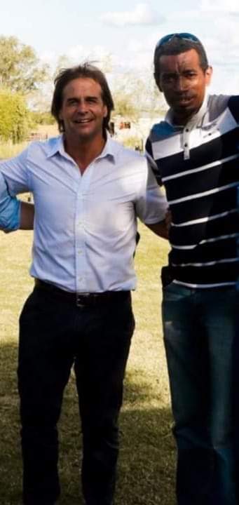macedolemos15's tweet photo. @LuisLacallePou Mi Presidente buenas tarde,  desde la interna, que no lo veo personalmente   le mando un Gran abrazo desde Rivera, y mis felicitaciones por el gran gobierno, que está llevando adelante, soy Macedo un joven militante del Partido Nacional. https://t.co/W4gwTVlZGF