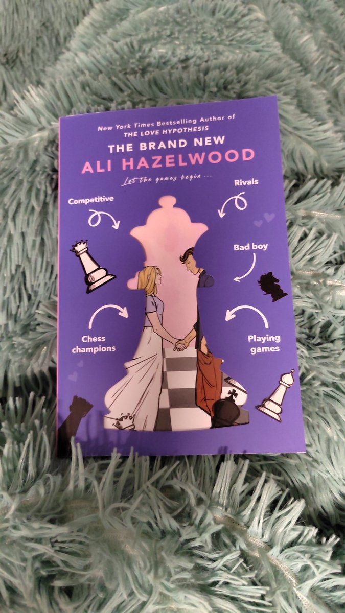 Bookish_Gabby's tweet image. #currentlyreading ❤️
#CheckandMate by Ali Hazelwood 😍
Soooo good 👌😊👀
Out 7th November @BooksSphere @LittleBrownUK