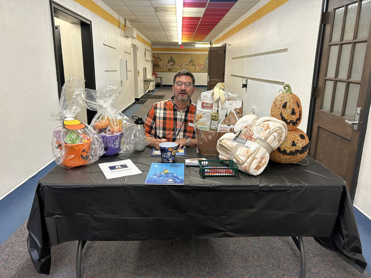 Join us for conference night at Oxford. Fall fest, food, games, raffles, and WPA art tours. Doors close at 7:00.