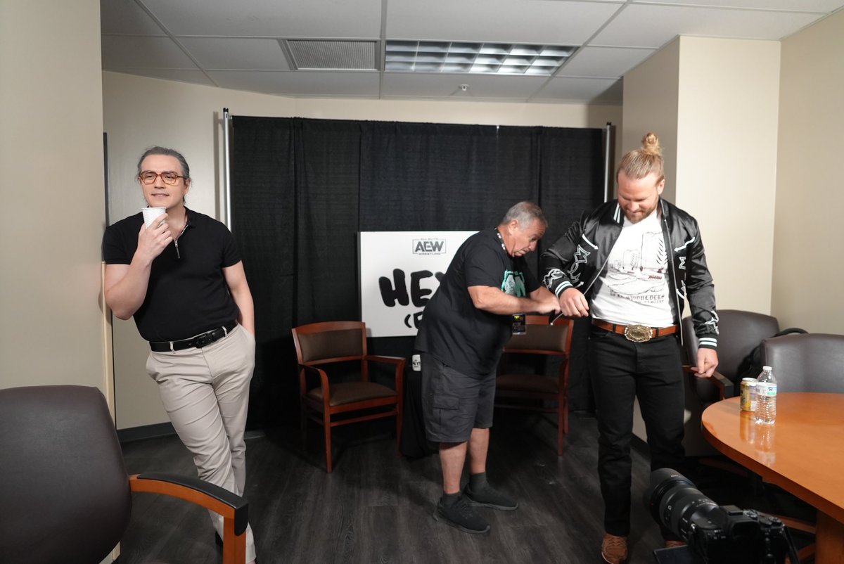 There are 3 genders.