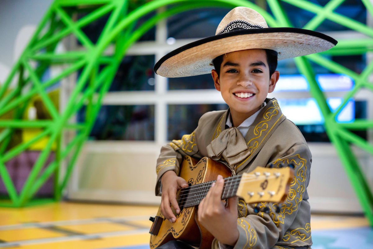 NEWS: @HumbleISD_WMS student Eduardo Trevino will headline the Mayor's Holiday Spectacular along with 'American Idol' winner Jordin Sparks on December 2 at Hermann Square at City Hall. #ShineALight #SendItOn