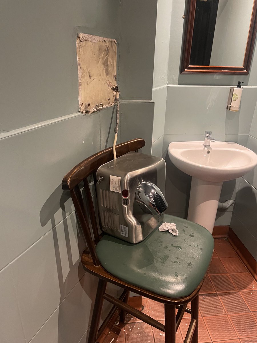 Dave Strauss tweet media