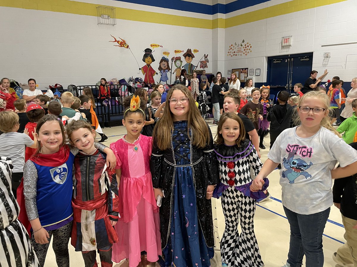 Melissa Hollen tweet media