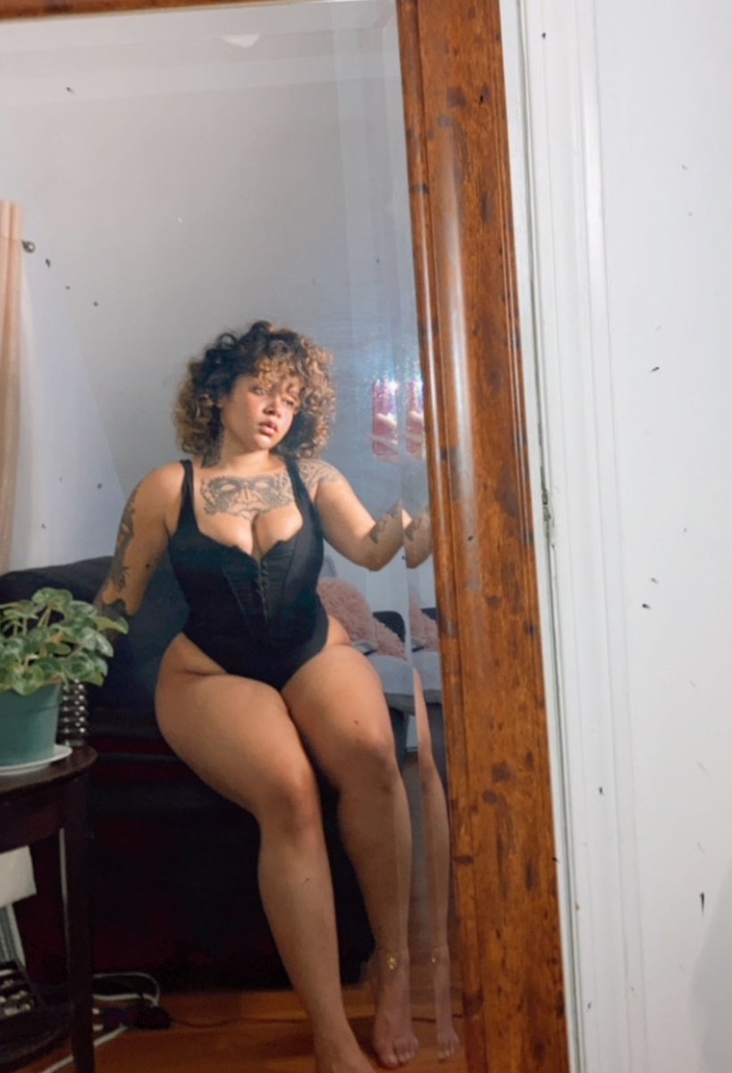 Caro (@biencaroo) on Twitter photo 