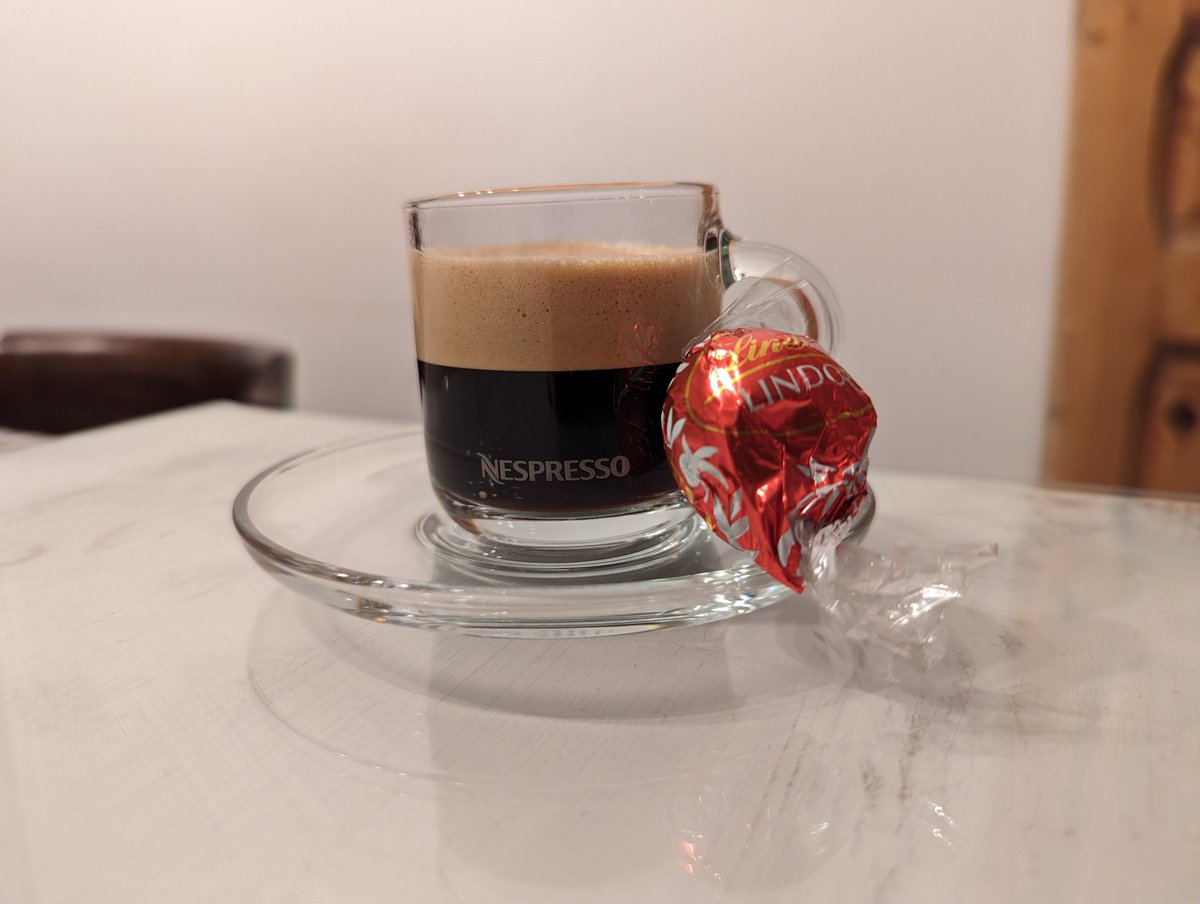 gonz0comar's tweet photo. Lindo regalo de #ComunidadNespresso https://t.co/zUU3ElxRNS