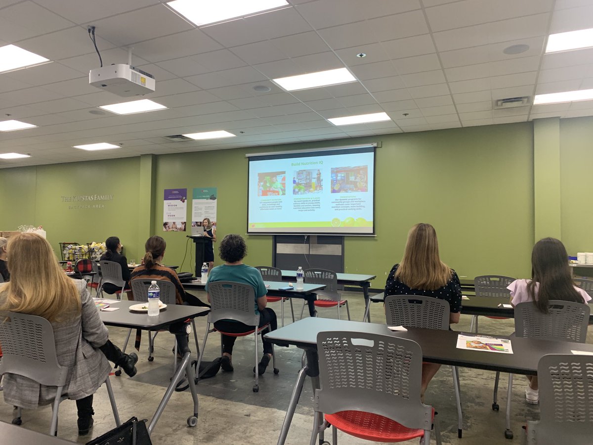 carolfowler's tweet photo. 1 in 6 Missouri kids is probably hungry, says ⁦@OPFoodSearch⁩ CEO Kristen Wild. https://t.co/Z7ccKiOoG1
