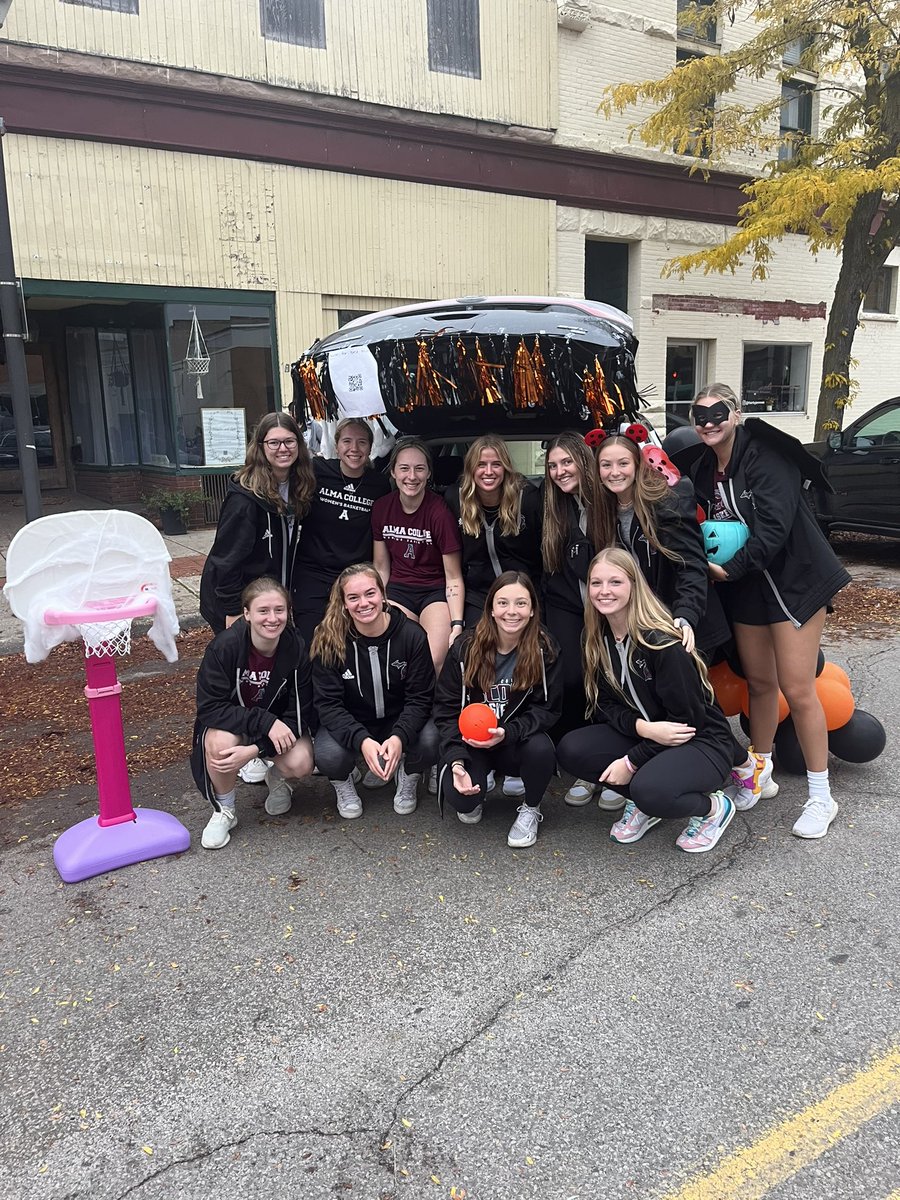Alma College Women's Basketball tweet media