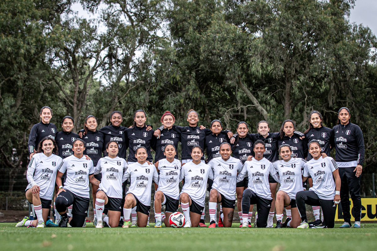¡𝐀 𝐝𝐞𝐣𝐚𝐫𝐥𝐨 𝐭𝐨𝐝𝐨! 🫶🏻

Presentamos a la delegación de #LaBicolor Femenina 🇵🇪 que enfrentará a <a href="/LaTri/">La Tri 🇪🇨</a> 🇪🇨 el 28 y 31 de octubre en Quito. 

#UnSentimientoQueNosUne