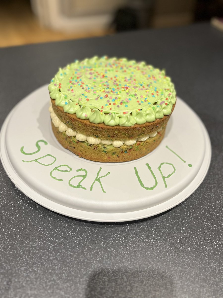 Made a funfetti ‘green’ cake for my AHP colleagues to commemorate Freedom To Speak Up month! 
@BucksHealthcare @NatGuardianFTSU @TraceyUFTSUG @louisewaters @WhistleUK @stephstewart_15 
#SpeakUpMonth #BreakingFTSUbarriers
 #freedomtospeakup