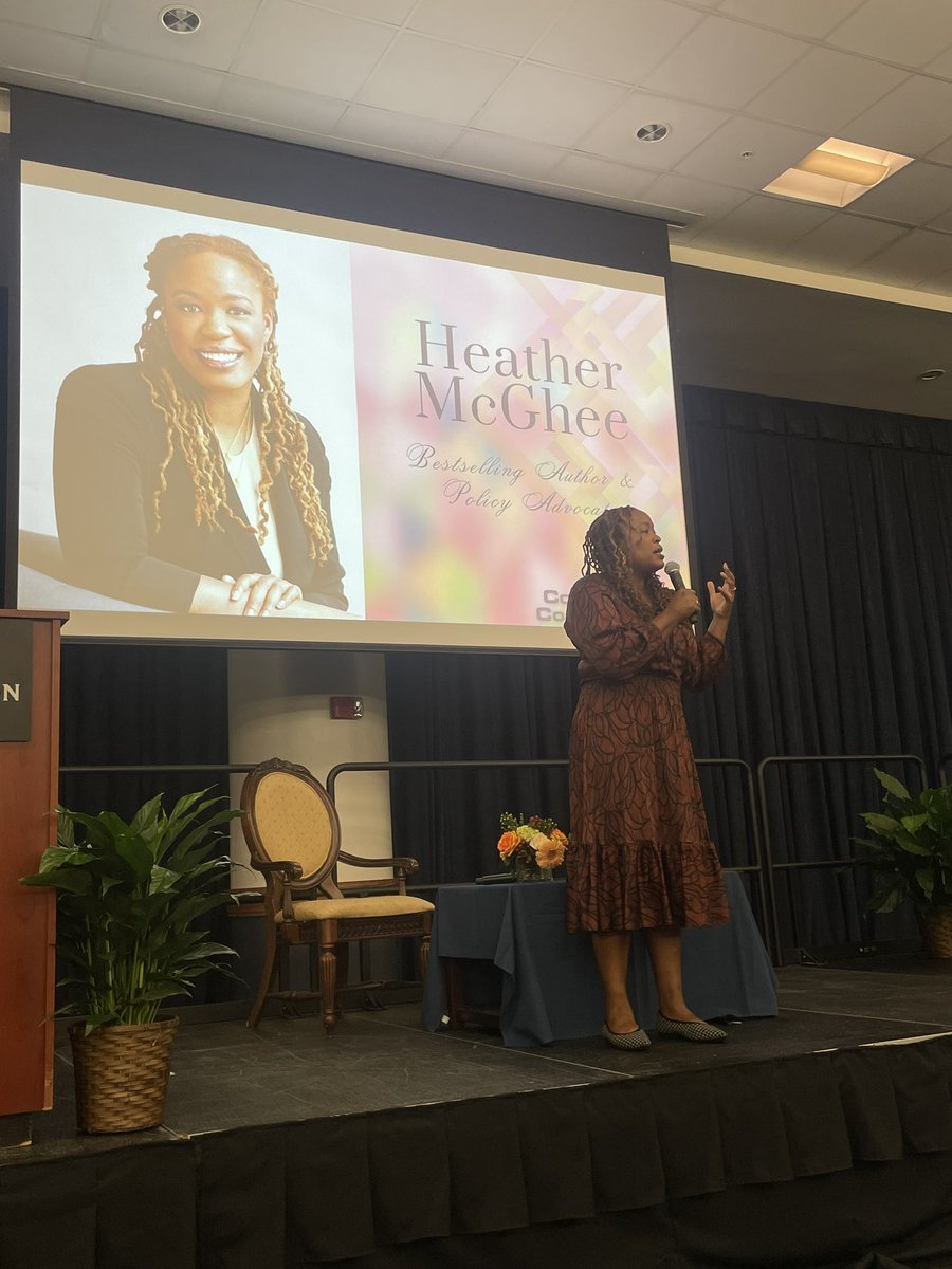 “History shows up in your wallet through wealth” @hmcghee - Heather McGhee #CommUnityConversations