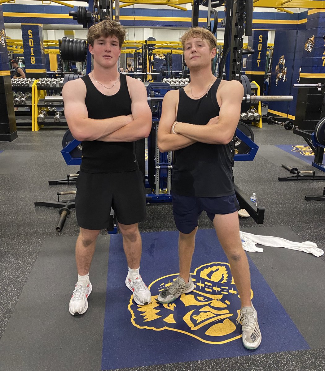 PCnowisthetime's tweet photo. Spooky SZN in Highland Park and the way these groups are working is absolutely SCARY!! 👻 

No secrets.
No gimmicks.
Just HARD WORK! ☑️ 

Congrats to the ⭐️’s of the Week:
⚾️: Carter, Randy
🥎: Audrey, CK
⚽️: Lucas, Davis
⛳️: Mack

#Scots https://t.co/MeSa30E5Ha