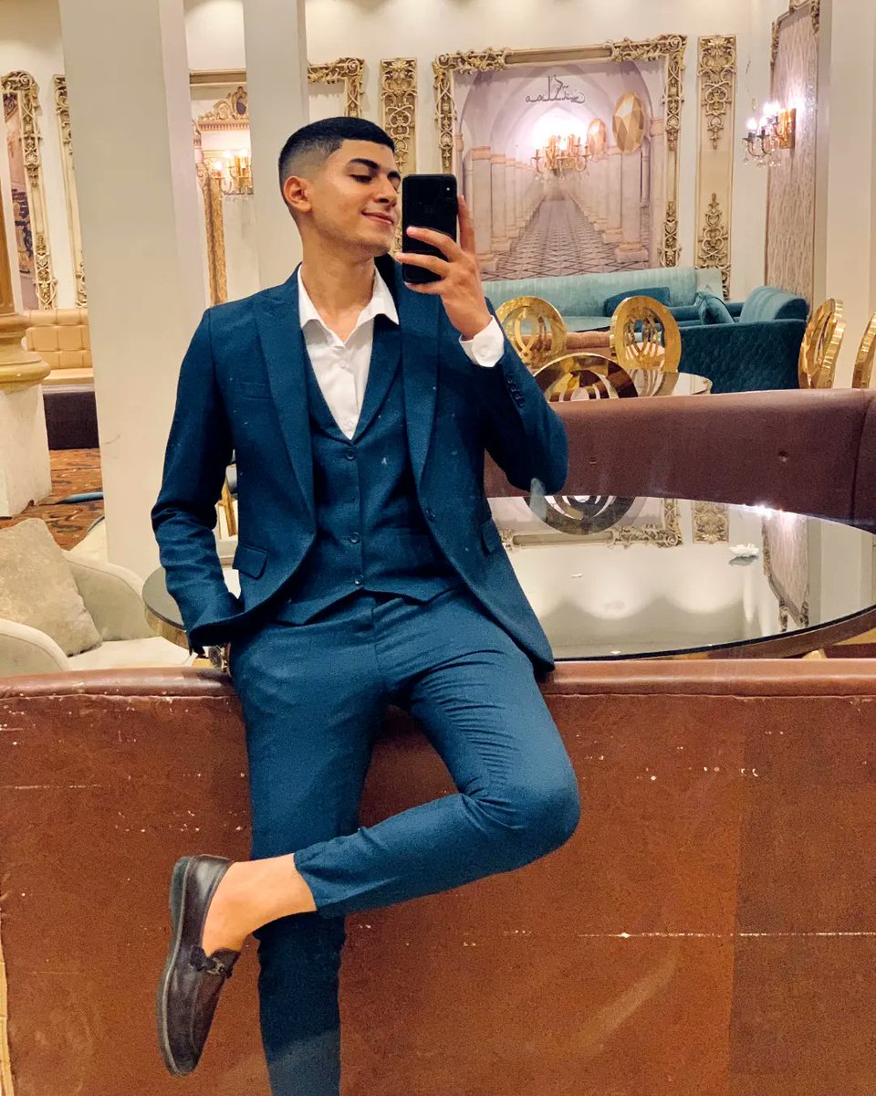 Saiedkassem_1's tweet photo. الاصول رتبة مش اي حد بيوصلها 🦅🔥 https://t.co/LqgwoYN39H