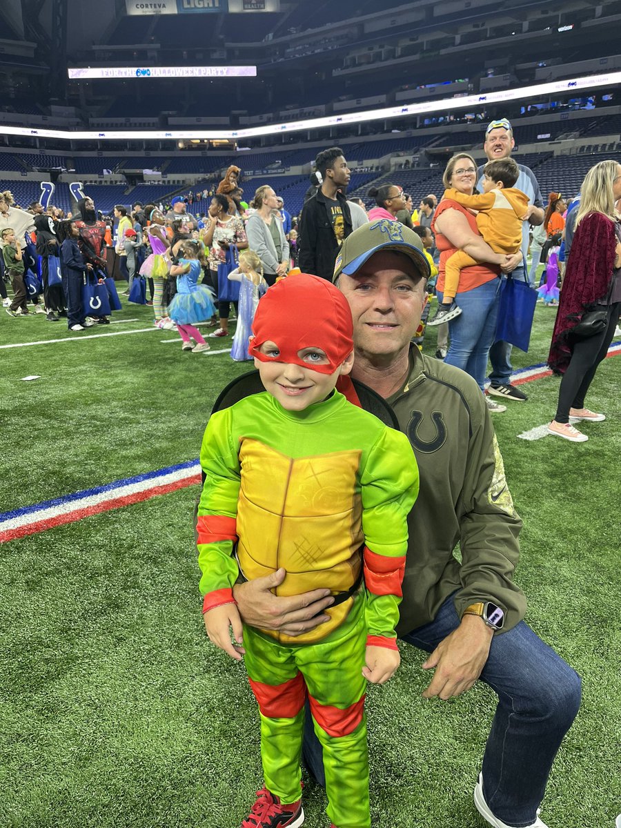 allenhoosier812's tweet image. #fortheboo